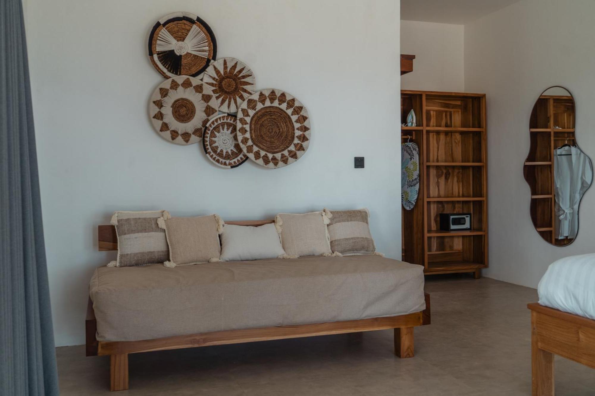 Sunscape Villa - Beachfront And Private Pool Gili Air Eksteriør billede